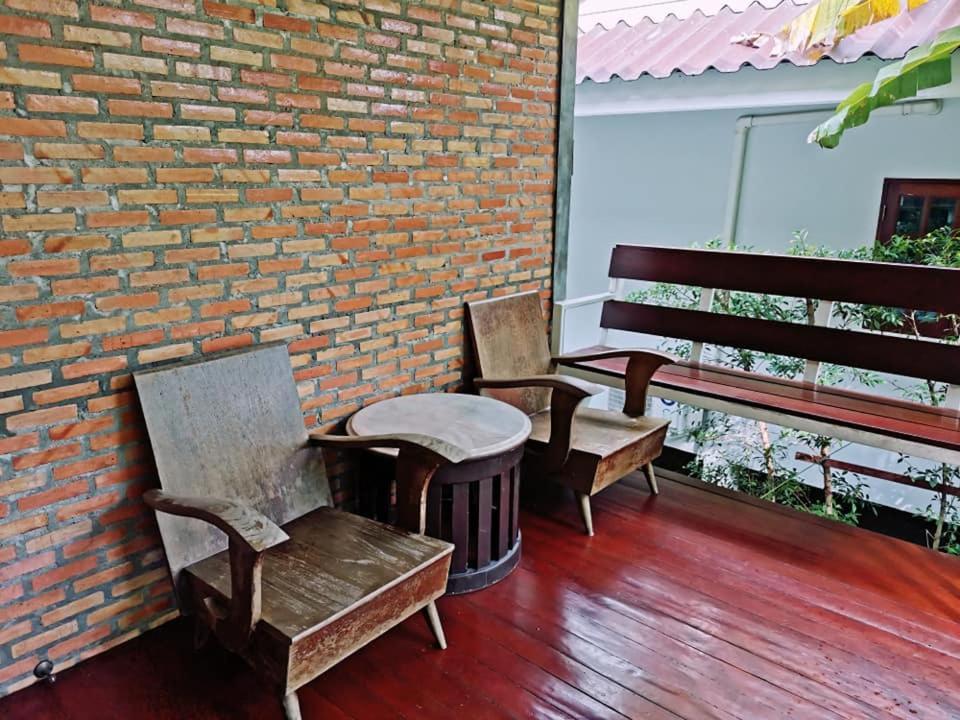 Отель Baan Nai Suan Бопхут Экстерьер фото