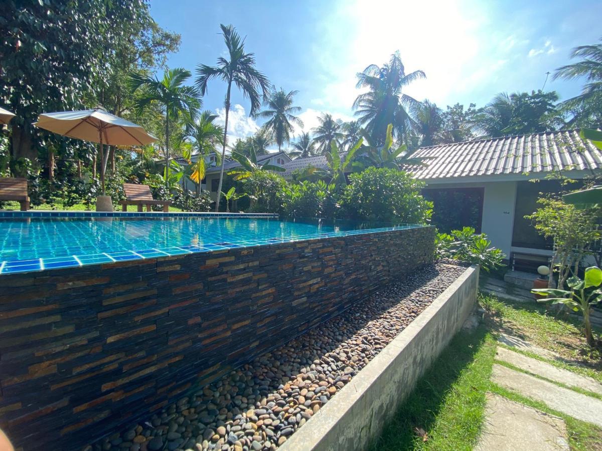 Отель Baan Nai Suan Бопхут Экстерьер фото